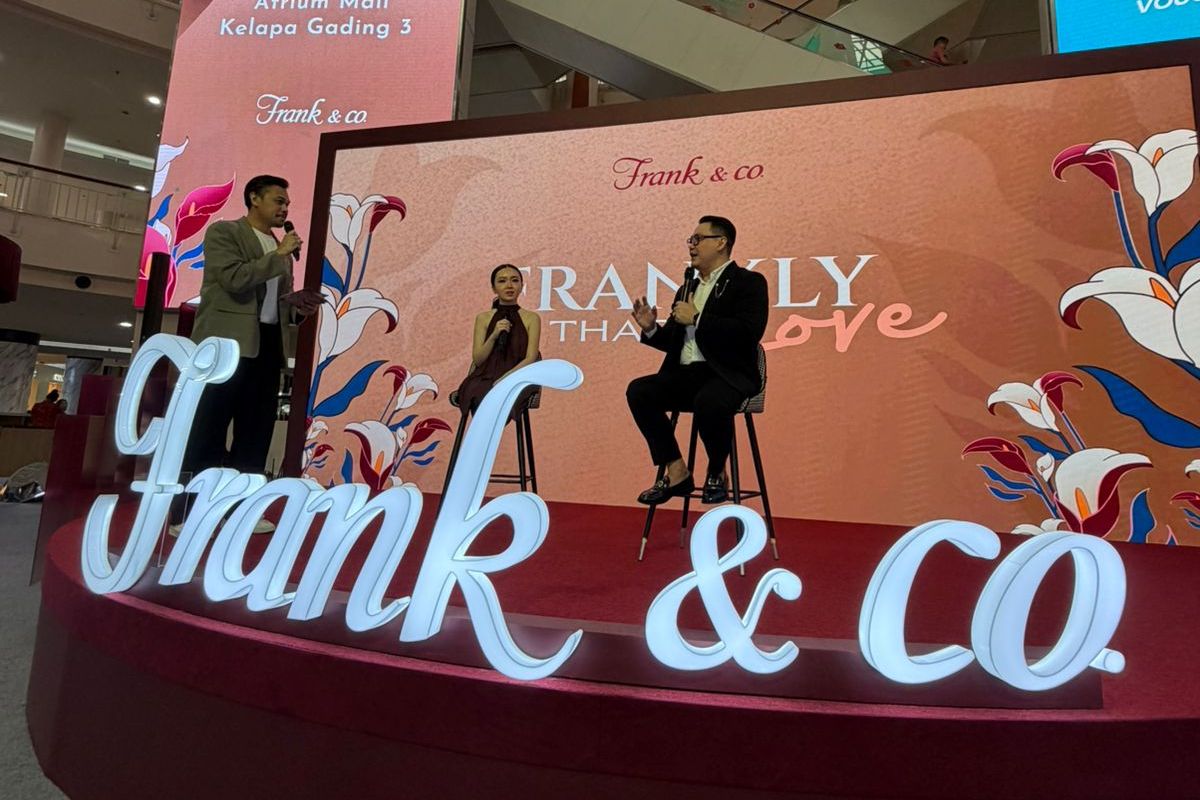 berlian alami, Kolaborasi dengan Monica Ivena, Frank & co. Luncurkan Love Poetry Promise Ring