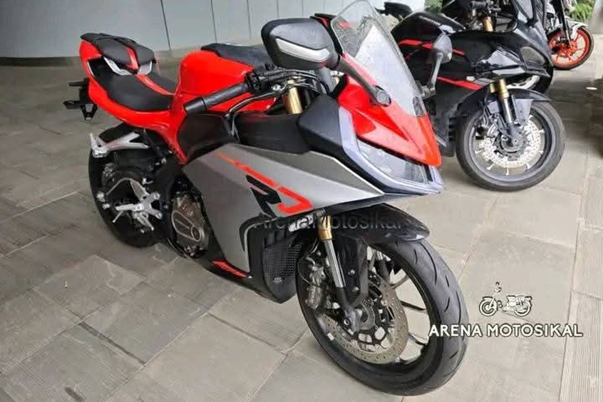 QJMotor, motor sport, SRK250 RD, motor fairing, QJMotor SRK250 RD, QJMotor SRK250 RD Meluncur, Jadi Lawan Kawasaki ZX-25R