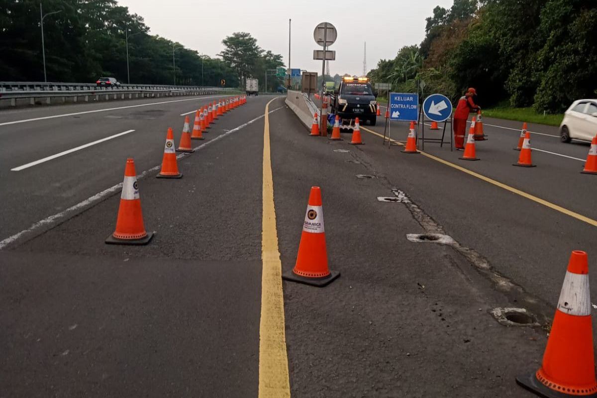 Traffic Cone di Jalan Tol Bisa Bikin Highway Hypnosis, Apa Itu?