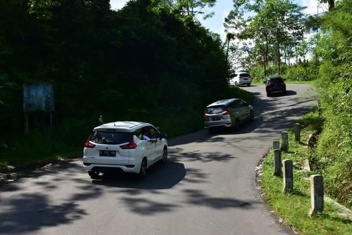 jalan pegunungan, Marcell Kurniawan, blind spot, Blind spot, kecepatan berkendara, Mengatasi Blind Spot saat Berkendara di Pegunungan