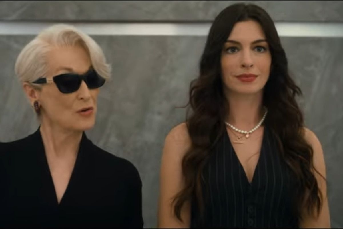 The Devil Wears Prada, Andy Sachs, Miranda Priestly, 5 Nasihat Karier dari Film The Devil Wears Prada 2, Kunci Bertahan di Dunia Kerja, 1. Jaga hubungan baik, jangan pernah "bakar jembatan" saat resign, 2. Jangan kaku, selalu siap beradaptasi dengan tren dan teknologi baru, 3. Pintar menyelaraskan diri dengan budaya kantor, 4. Bersikap baik pada karyawan junior, 5. Perluas jaringan relasi sejak dini