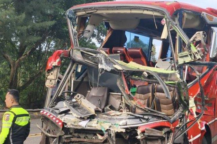 anggaran keselamatan, kecelakaan lalu lintas, Anggaran keselamatan, kecelakaan bus, kecelakaan bus als, kecelakaan bus als di padang panjang, Kecelakaan Bus Terus Berulang, Imbas Berkurangnya Anggaran Keselamatan