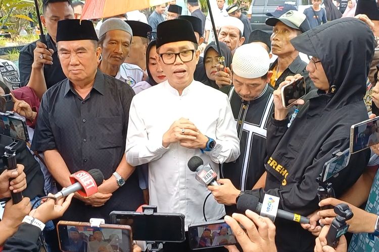 Eko Patrio, Uya Kuya, Ahmad Sahroni, demo di DPR, Demo DPR, demo di DPR RI, Dicari Massa Demo di DPR, di Mana Sahroni, Uya Kuya, dan Eko Patrio?, “Mana Lu Uya Kuya, Eko Patrio, Sahroni?”, Janji Puan Maharani Disebut Palsu, Sahroni Diduga Kabur ke Singapura, Melacak Jejak Sahroni, Eko Patrio, dan Uya Kuya di Media Sosial, Gelombang Demo Berawal dari Tragedi Affan