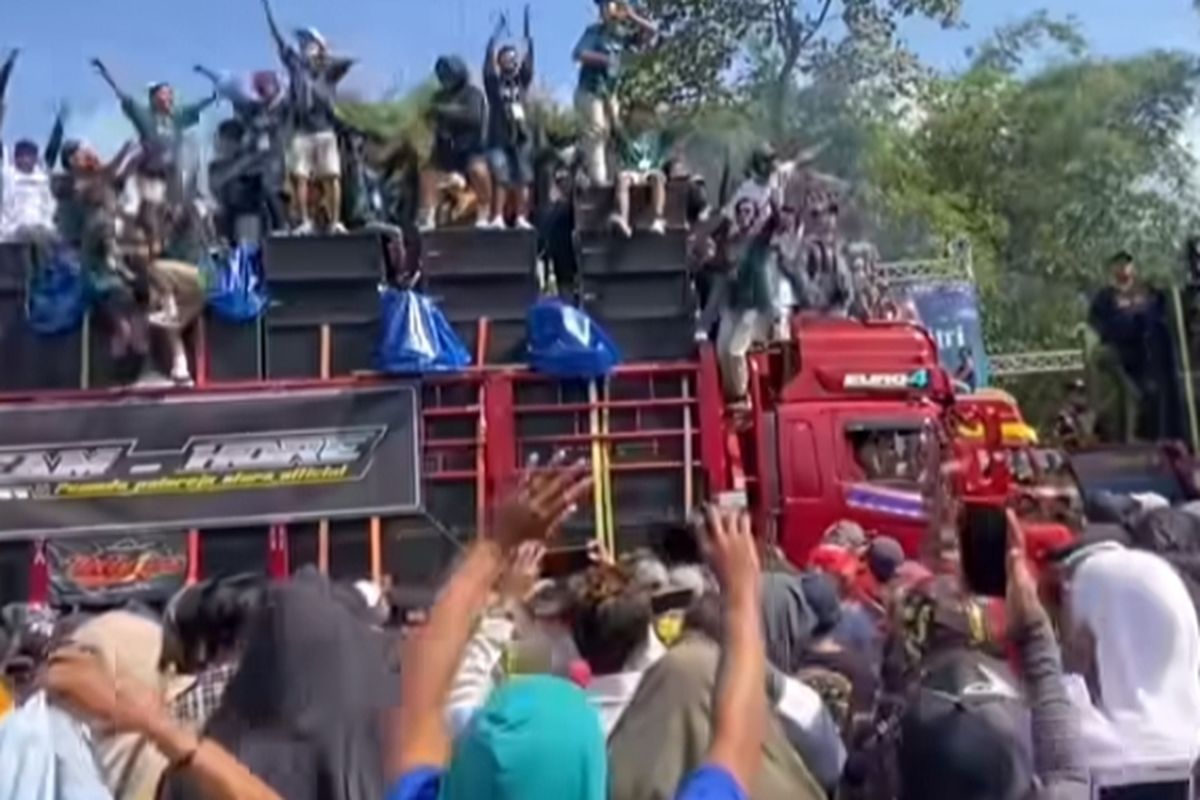 Jawa Timur, sound horeg, Sound Horeg, Polda Jawa Timur, MUI Jatim, mui jatim, mui jatim haramkan sound horeg, festival sound horeg, Kebisingan Sound Horeg, Polda Jatim Imbau Warga Tak Gelar Festival Sound Horeg, Meski Tak Ada UU yang Melarang 