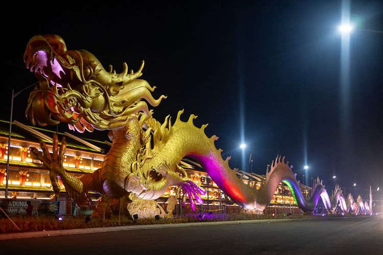 Patung Naga Kemakmuran PIK 2, wisata PIK 2, wisata pik 2, patung naga pik, patung naga pik dimana, patung naga pik 2 dimana, patung naga di pik 2, patung naga kemakmuran pik 2, wisata pik gratis, Ini Lokasi Patung Naga Kemakmuran PIK 2 yang Terpanjang di Indonesia