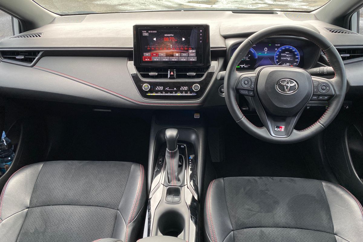 dasbor, interior mobil, Dasbor Mobil Retak, Ini Cara dan Biaya Perbaikannya