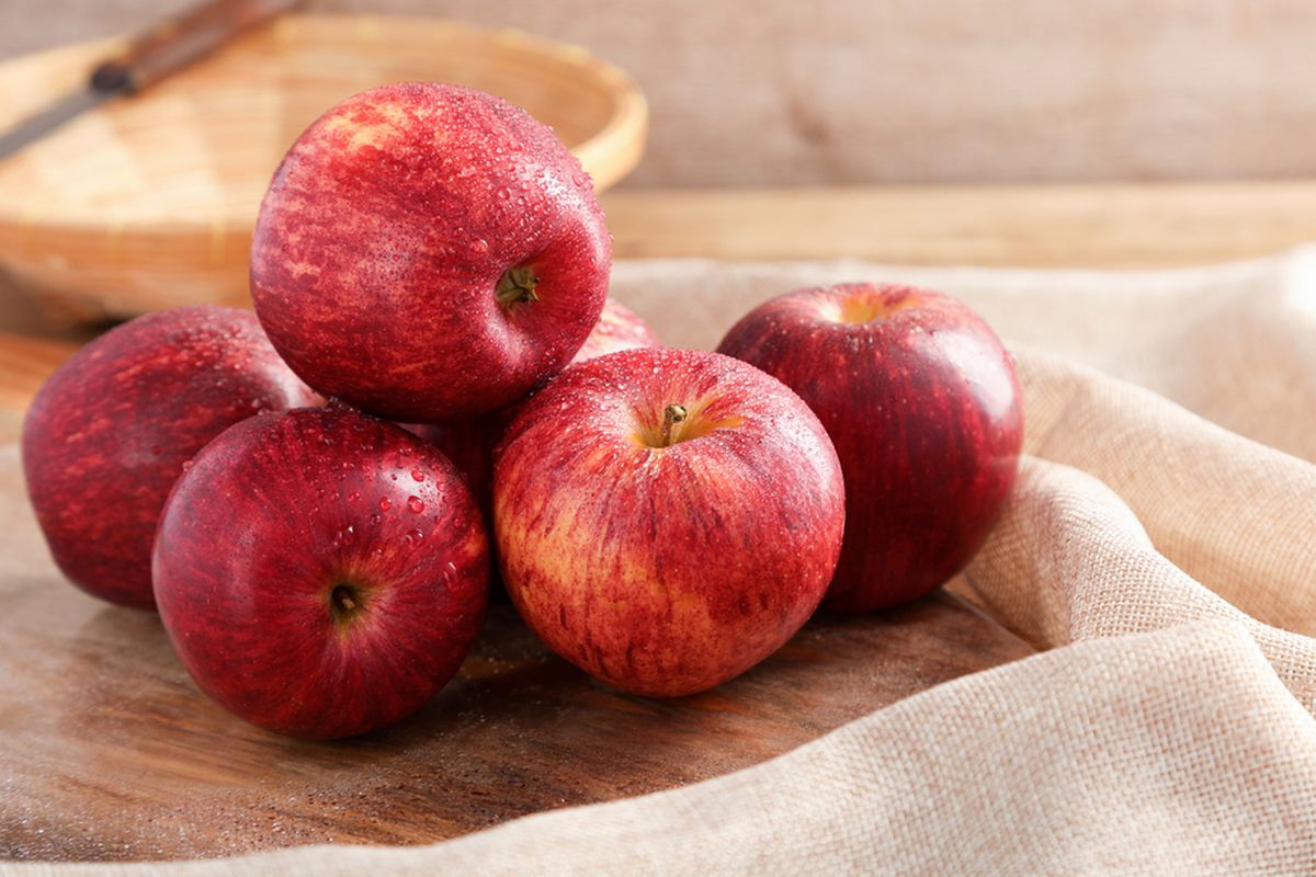 buah, buah yang tahan lama, Buah, Buah yang tahan lama, pilihan setok buah, 5 Buah Tahan Lama yang Bisa Disimpan Berminggu-minggu, 2. Buah citrus (jeruk dan kawan-kawan), 3. Anggur, 4. Cranberry, 5. Blueberry