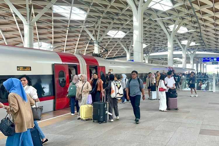 Aturan Bagasi Kereta Cepat Whoosh, Maksimal 3 Kg