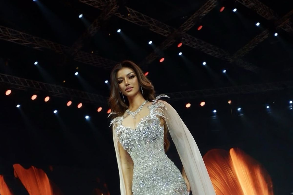 Miss Universe Indonesia, Sanly Liu, Miss Universe Indonesia 2025, Sanly liu, best skin miss universe, best skin miss universe 2025, Delegasi Indonesia Sanly Liu Raih Best Skin Award di Miss Universe 2025