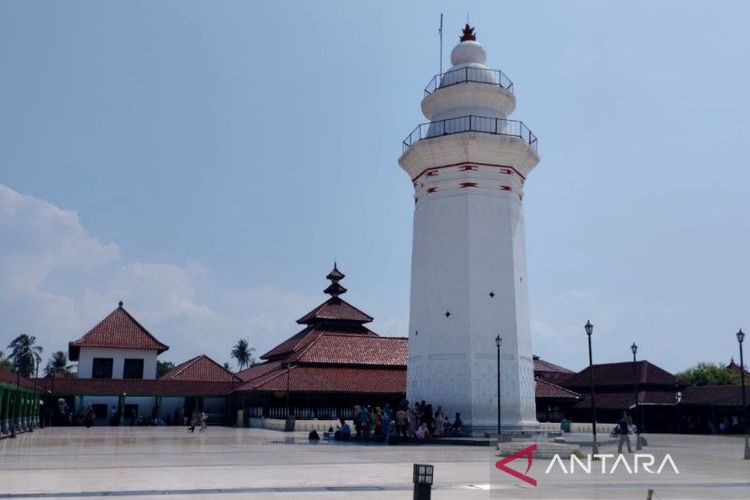 Wisata Banten, wisata serang, tingkat okupansi hotel di serang, tingkat hunian hotel di serang, tingkat okupansi hotel di serang 2025, tingkat hunian hotel di serang 2025, Okupansi Hotel di Serang Banten pada Libur Lebaran 2025 Turun Jadi 80 Persen