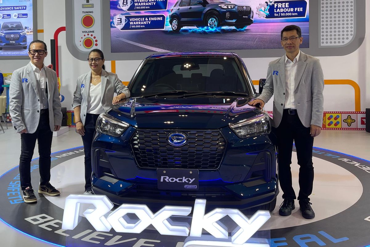 sigra, Daihatsu, Semarang, Gran Max, Rocky Hybrid, Daihatsu Rocky e-Smart Hybrid Hadir di Semarang