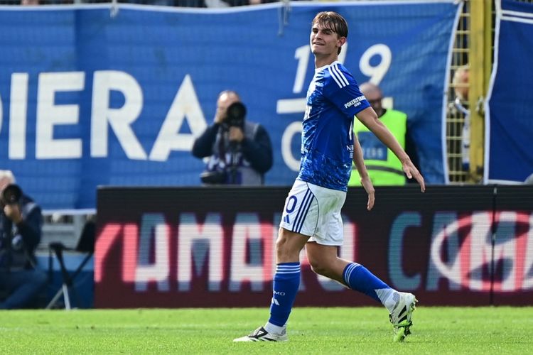 Real Madrid, Nico Paz, bursa transfer, Liga Italia, Como 1907, klub milik orang Indonesia, Como 1907 Siap Gigit Jari, Real Madrid Sudah Putuskan Masa Depan Nico Paz