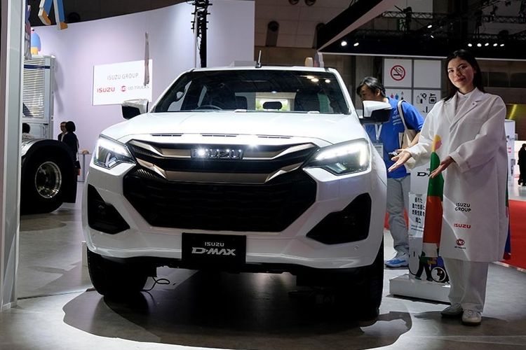 Mahindra Scorpio, RMA Indonesia, Isuzu D-Max, Komparasi Pikap Kabin Ganda: Mahindra Scorpio vs Isuzu D-Max, Desain dan Karakter, Dimensi dan Daya Angkut, Mesin dan Performa, Fitur dan Kenyamanan, Harga dan Segmentasi, Kesimpulan