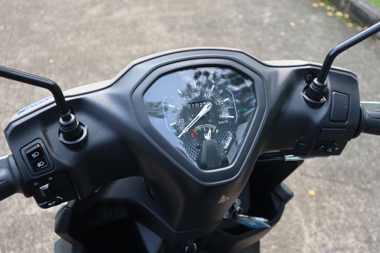 Yamaha Gear Ultima, fitur, Gear Ultima, Fitur, varian termurah, Test ride, skutik murah, Bedah Fitur Varian Termurah Yamaha Gear Ultima
