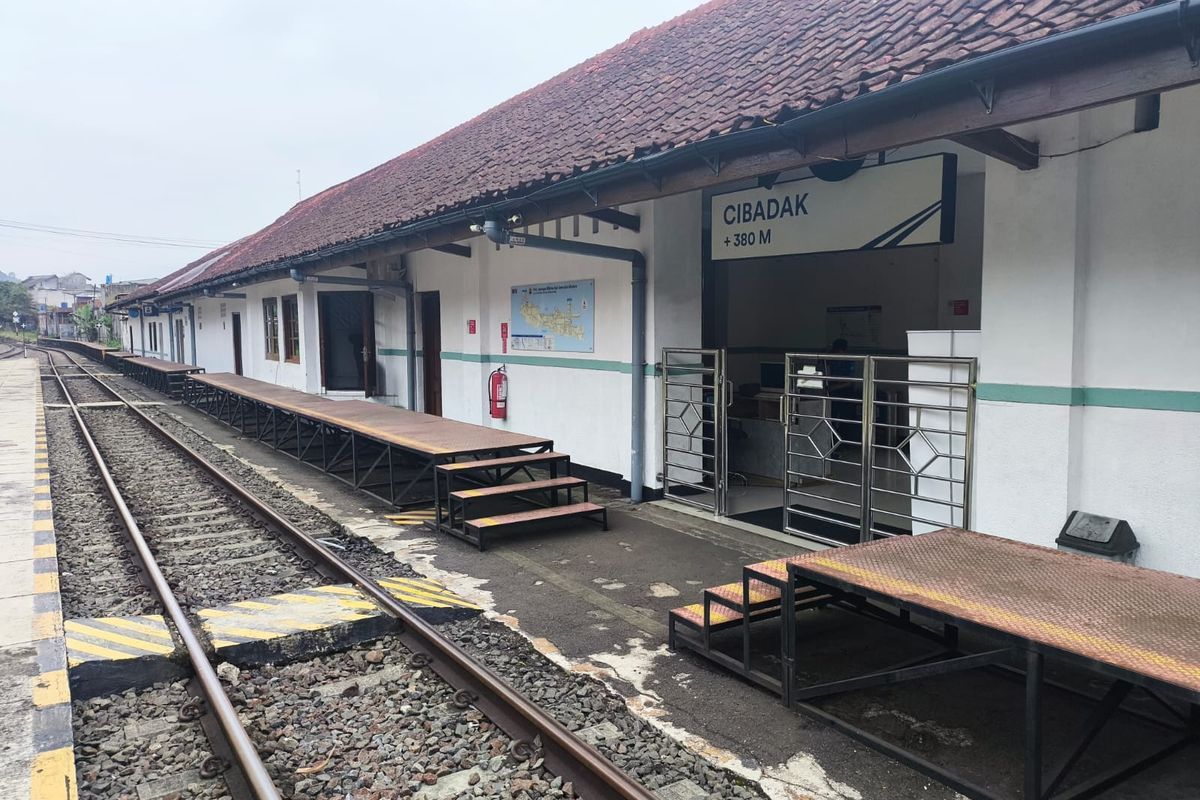 Jawa Barat, Stasiun Cibadak, Stasiun Cibadak, Pintu Masuk Wisata Sukabumi yang Ramai Tiap Akhir Pekan