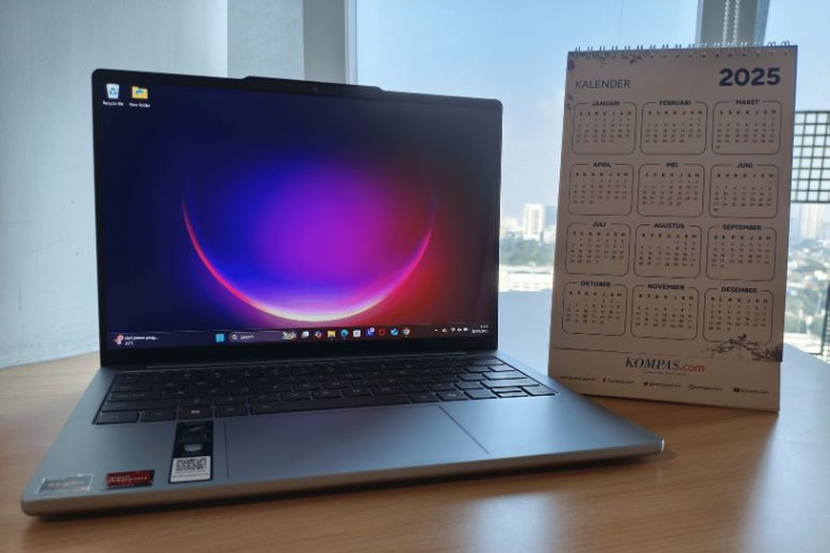 Lenovo, IdeaPad Slim 5, AMD Ryzen, laptop tipis dan ringan, AMD Ryzen 7, laptop bisnis, Menjajal Langsung IdeaPad Slim 5 13ARP10: Mobilitas Tinggi, Performa Mumpuni, Desain profesional dan ringkas, Resolusi tinggi untuk multitasking optimal, Performa mumpuni untuk beragam aktivitas, Kenyamanan keyboard khas Lenovo, Fitur pintar dan konektivitas lengkap, Baterai superior untuk mobilitas tanpa batas, Jaminan layanan purnajual terbaik