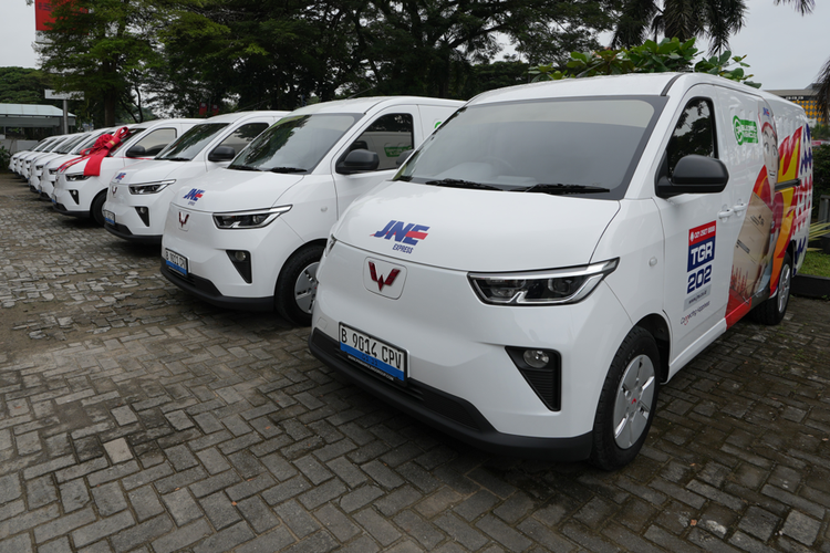 Wuling Motors, CCS2, Wuling Dorong Adopsi CCS2: Fast Charging EV Kian Populer di Indonesia