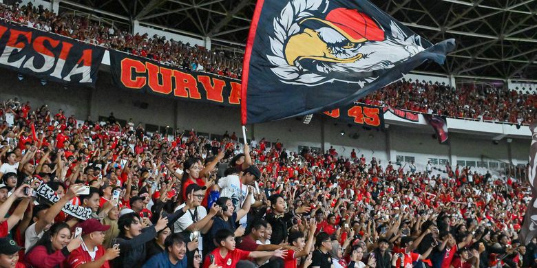 Indonesia, Arab Saudi, Timnas Indonesia, Timnas, Indonesia vs Arab Saudi, Kualifikasi Piala Dunia 2026 Zona Asia, Kualifikasi Piala Dunia 2026, timnas indonesia vs arab saudi, Suporter, Suporter Garuda Kesulitan Masuk Stadion di Laga Indonesia Vs Arab Saudi