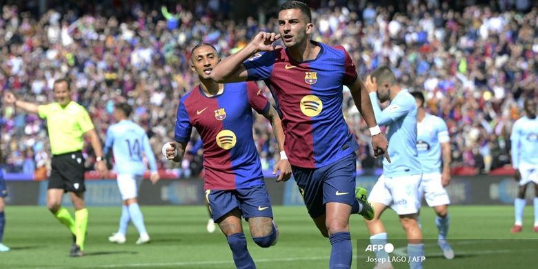 Celta Vigo, Javi Rodriguez, Ionut Radu, Indonesia, LaLiga, Tahun Baru, Selamat Natal, Liga Spanyol, Ucapan Selamat Natal dari Pemain Celta Vigo untuk Indonesia, Pesan Natal dengan Sentuhan Indonesia, Peran Javi Rodriguez di Celta Vigo, Kebangkitan Ionut Radu di LaLiga, Posisi Celta Vigo di Klasemen Liga Spanyol