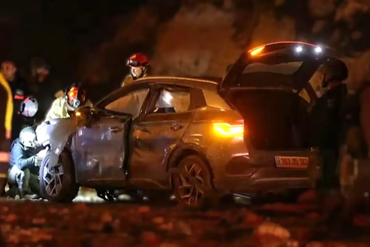 mobil listrik, BYD Atto 3, Potret BYD Atto 3 Tetap Utuh, Usai Dihantam Ledakan Rudal