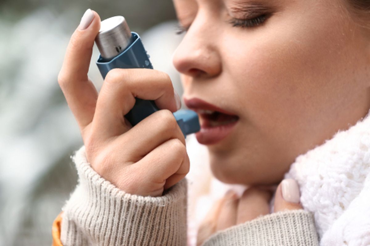 puasa, Apakah Donor Darah Membatalkan Puasa? Simak Panduan Fikih Kontemporer Berikut, 1. Hukum Menggunakan Inhaler, 2. Obat Tetes Mata dan Telinga, 3. Suntikan, Insulin, dan Infus, 4. Donor Darah saat Berpuasa