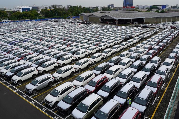 LCGC, Daihatsu, daya beli, first car buyer, Mengapa Pasar LCGC Turun Drastis: Begini Penjelasan Pemimpin Pasar