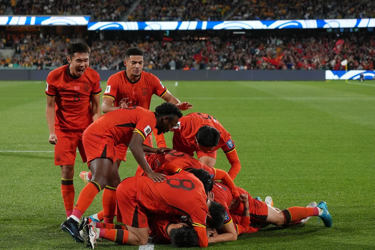 Timnas China, Kualifikasi Piala Dunia 2026 zona Asia, Indonesia vs China, Timnas Indonesia, Indonesia Vs China, timnas china, Kualifikasi Piala Dunia 2026 Zona Asia, Siapa Pemain Penting Timnas China yang Absen Lawan Timnas Indonesia?