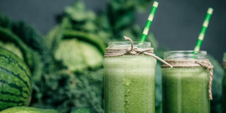 jus buah untuk diet, jus untuk menurunkan berat badan, jus untuk diet, apakah jus bisa untuk diet, jus untuk detox tubuh, manfaat jus untuk diet, jus sayur untuk diet, 7 Jus Buah dan Sayur yang Baik untuk Diet, 1. Jus seledri, 2. Jus sayur hijau, 3. Jus delima, 4. Jus semangka, 5. Jus jahe dan lemon, 6. Jus wortel, 7. Jus nanas dan bayam