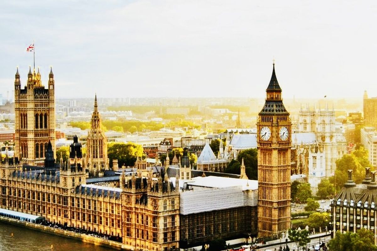 Eropa, Natal, 5 Kota Pilihan untuk Menikmati Libur Natal dan Akhir Tahun di Eropa, 1. London, 2. Amsterdam, 3. Nuremberg, Jerman, 4. Zagreb, Kroasia, 5. Strasbourg, Prancis