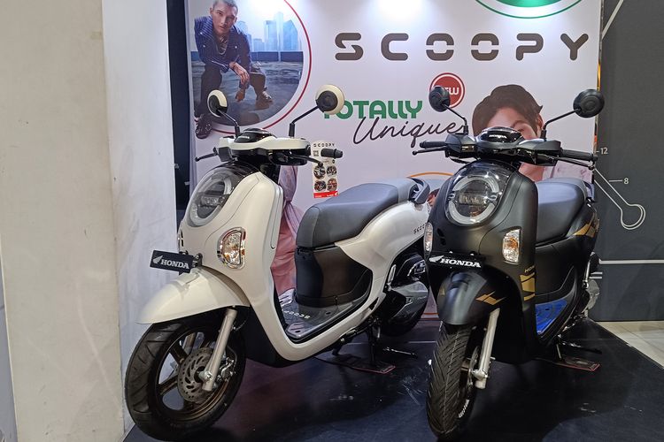 Honda Scoopy, diskon akhir tahun, diskon scoopy, harga scoopy, scoopy warna baru, Diskon Honda Scoopy Bulan Ini Tembus Rp 1,8 Juta