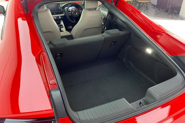 mobil sport hybrid, teknologi elektrifikasi, Honda Prelude, Honda e:HEV, Spesifikasi Honda Prelude yang Meluncur di Indonesia