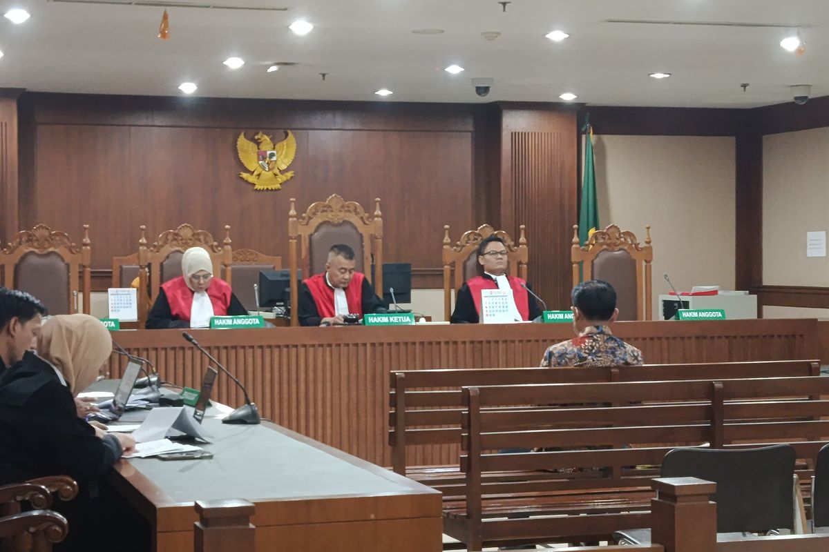 Jawa Timur, Ronald Tannur, Kasus ronald tannur, Eks Ketua PN Surabaya, Kasus Ronald Tannur: Eks Ketua PN Surabaya Tuntut Pembebasan, Bantahan Terkait Terlibat Vonis Bebas Ronald Tannur, Permohonan Pembebasan dan Penolakan Terhadap Tuntutan, Rudi Didakwa Menerima Suap dan Gratifikasi, Jadwal Pembacaan Vonis Kasus Rudi Suparmono, Musyawarah Majelis Hakim Sebelum Keputusan