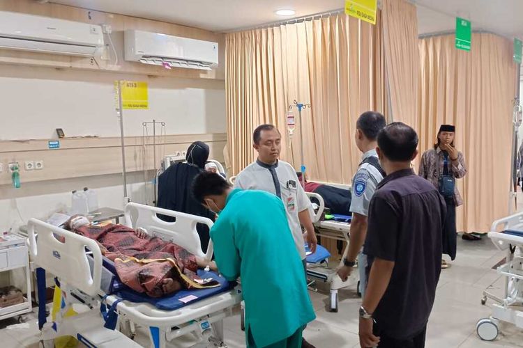 kecelakaan, Pemalang, kecelakaan maut, Kecelakaan Tol Pemalang, tol pemalang, berita Jateng, Kecelakaan Bus di Tol Pemalang, 4 Orang Tewas Diduga Akibat Rem Blong, Sopir Sempat Berteriak Rem Blong, Kondisi Bus Dinyatakan Baik Sebelum Berangkat, Cuaca Cerah, Jalan Dinyatakan Tidak Bermasalah, Evakuasi Berlangsung Dua Jam, Identitas Korban Meninggal Dunia, Dugaan Kuat: Faktor Kendaraan