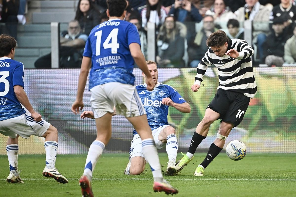 Cesc Fabregas, Liga Italia, Juventus vs Como, Fabregas, Fabregas Ukir Sejarah, Como Menang di Markas Juventus Setelah 75 Tahun
