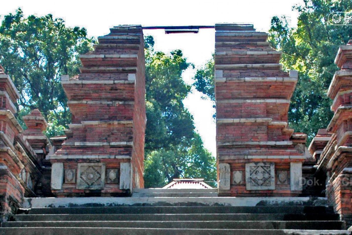 makam raja imogiri, PB XIII wafat, PB XIII meninggal, Raja Surakarta Meninggal, Makam Raja Mataram di Imogiri, Tempat Peristirahatan Terakhir PB XIII
