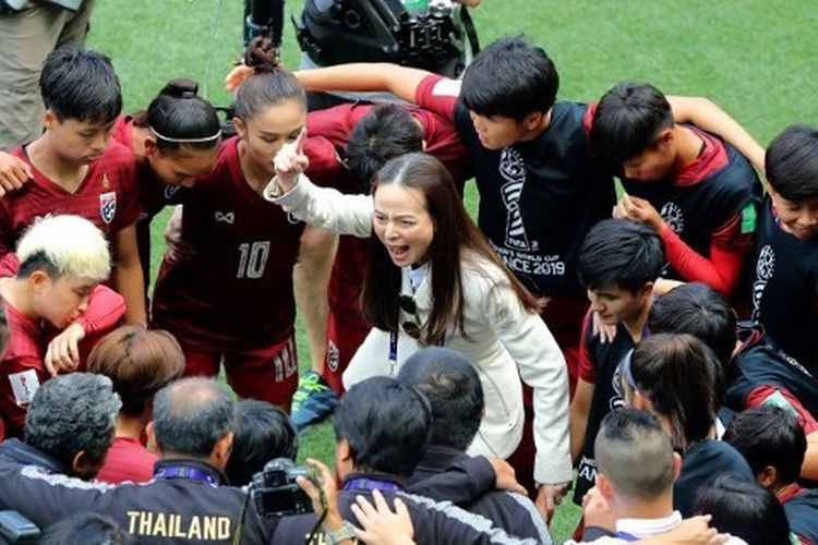 thailand, Vietnam, AFF Futsal Championship, Nualphan Lamsam, Piala AFF Futsal U19 2025, Vietnam Ngamuk Usai Bendera Tertukar dengan China di Undian Piala AFF Futsal U19