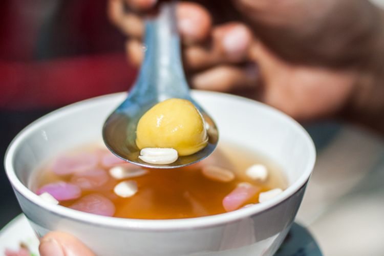 minuman tradisional, minuman, minuman hangat, resep minuman hangat, minuman hangat berbahan rempah, minuman hangat bisa mendinginkan tubuh, minuman tradisional hangat, 6 Resep Minuman Tradisional Indonesia untuk Menghangatkan Tubuh, dari Bir Pletok hingga Wedang Ronde, 1. Bir Pletok, 2. Jahe Secang, 3. Wedang Ronde, 4. Wedang Kuweni Nata de Coco, 5. Bajigur, 6. Sekoteng