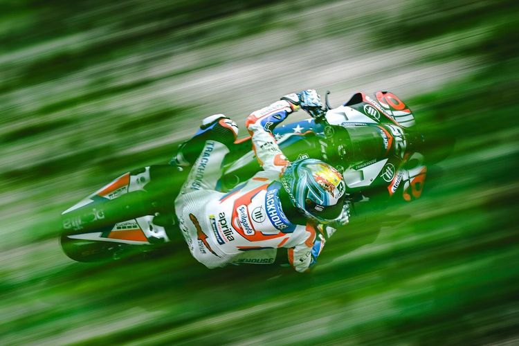 MotoGP, Marc Marquez, pole position, Sirkuit Mandalika, Marco Bezzecchi, sesi kualifikasi, Raul Fernandez, Fermin Aldeguer, motogp 2025, MotoGP Indonesia 2025, Hasil Kualifikasi MotoGP Indonesia 2025: Bezzecchi Pole Position