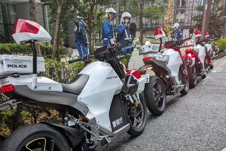 Honda, motor, Honda WN7, motor listrik, Peluang Honda Bawa Moge Listrik ke Indonesia