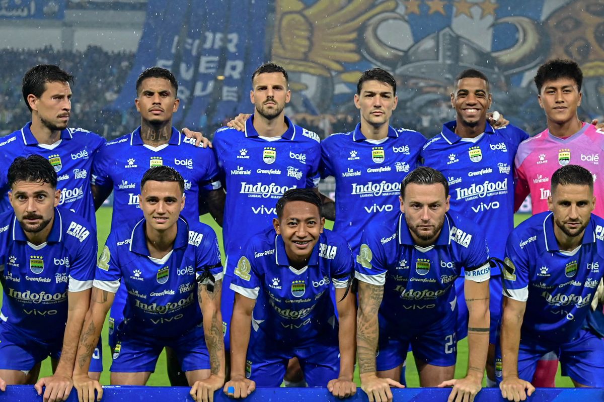 Super League, Persib, Bhayangkara, Persib vs Bhayangkara, Super League 2025-2026, Persib Bandung, Bojan Hodak, jadwal, Jadwal Siaran Langsung Persib Vs Bhayangkara di Super League 2025-2026, Misi Persib Jaga Persaingan Papan Atas, Bojan Hodak Waspadai Perlawanan Bhayangkara, Waktu Persiapan Lebih Panjang Jadi Modal Persib, Federico Barba Ingin Persib Kembali Menang, Siaran Langsung Persib Vs Bhayangkara