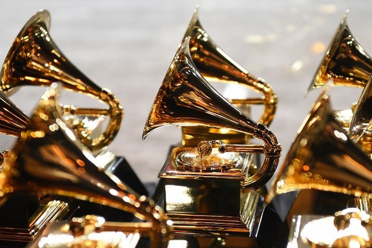 Kendrick Lamar, Lady Gaga, Grammy 2026, Grammy Awards 2026, Grammy Awards 2026: Dominasi Kendrick Lamar dan Lady Gaga, Ini Daftar Pemenang Utama, Kendrick Lamar raih beberapa penghargaan, Lady Gaga menang di dua kategori, Billie Eilish menang Song of the Year, Penyanyi dengan lebih dari satu kemenangan, Daftar pemenang lengkap