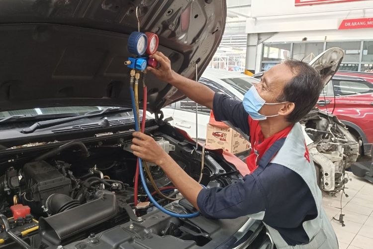 tips perawatan mobil, perbaikan AC mobil, kerusakan akibat banjir, biaya perbaikan AC, Biaya Perbaikan AC Mobil Pasca-Banjir: Apa yang Perlu Diketahui?