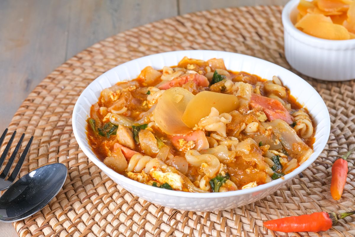 Seblak, ceker mercon, seblak, mengapa manusia menyukai rasa pedas, makanan pedas, makan makanan pedas, level kepedasan, Mengapa manusia menyukai rasa pedas, Makan Seblak Pedas Level Tinggi Bisa Bikin Ketagihan, Ini Alasannya