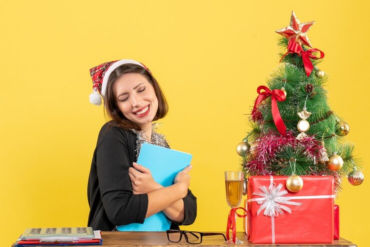 Natal, Hadiah Natal, hadiah natal dewasa, Natal 2025, ide hadiah natal, ide hadiah natal untuk teman, ide hadiah natal untuk pacar, Bingung Cari Kado Natal? Ini 15 Pilihan Terbaik untuk Keluarga dan Sahabat, Hadiah Natal untuk Keluarga, Hadiah Natal untuk Sahabat, Hadiah Natal untuk Pacar, Hadiah Natal untuk Rekan Kerja