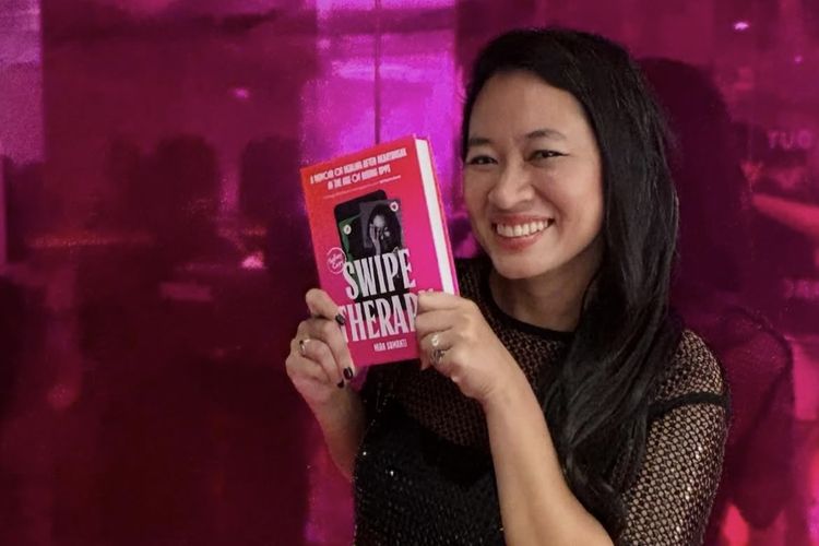buku Swipe Therapy, Kisah Mira Sumanti Gagal Menikah, Bangkit Lewat Dating App hingga Menemukan Jati Diri, Ketika karier membawa hubungan ke ujian besar, Lima minggu sebelum pernikahan, semua berubah, Mencari distraksi hingga menemukan proses healing, Menulis luka menjadi sebuah buku