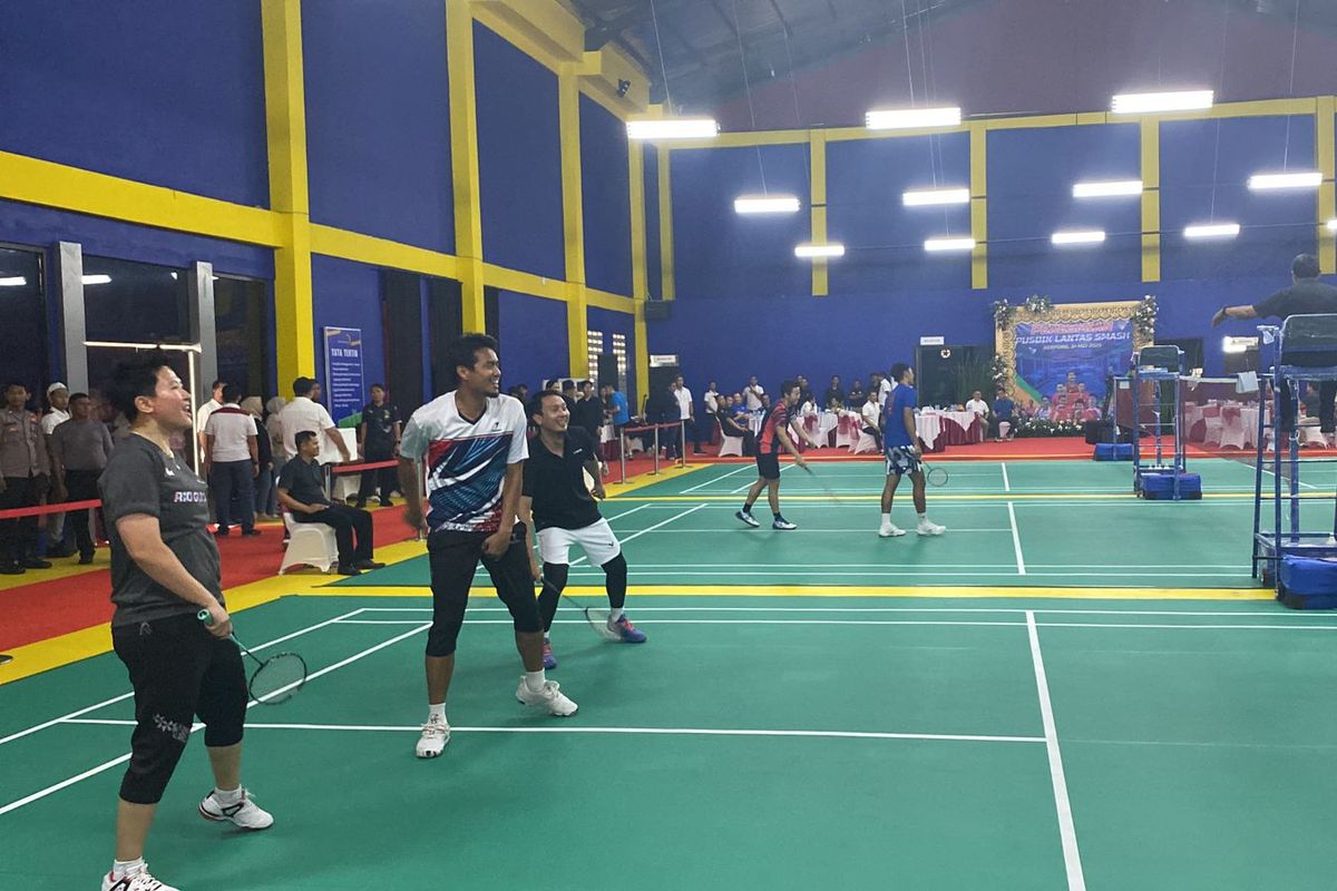 PBSI, Fadil Imran, Wamenpora, Taufik Hidayat, bulu tangkis, badminton, Bulu Tangkis, Ketum PBSI, ketum pbsi, Ketum PBSI dan Taufik Hidayat Resmikan Gor Bulu Tangkis di Tangerang, Sarana Bina Bakat Muda