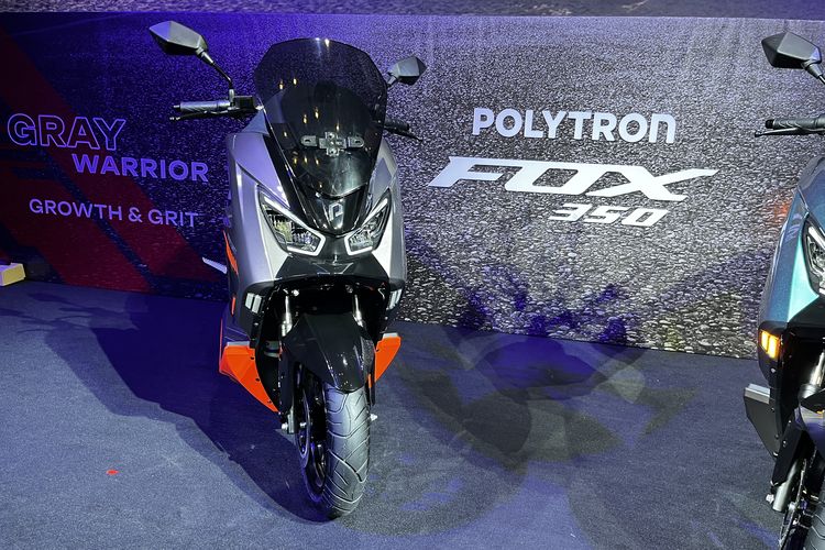 Polytron, motor listrik, Fox 350, GJAW 2025, Lihat dan Coba Motor Listrik Fox 350 di GJAW 2025