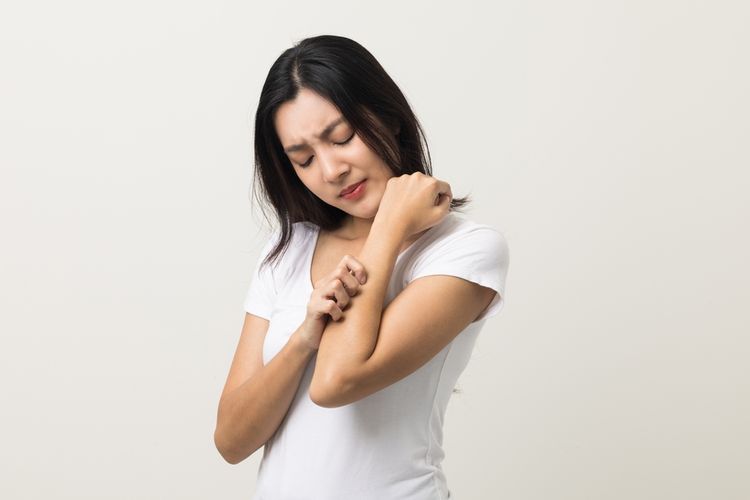 kulit kering, kulit dehidrasi, Kulit Kering Vs Kulit Dehidrasi, Apa Bedanya? Ini Penjelasan Dokter