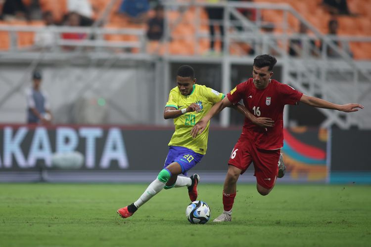 Barcelona, Estevao, Chelsea, Piala Dunia U17 2023, Deco, Lamine Yamal, Liga Spanyol, Alasan Barcelona Tak Datangkan Bintang Piala Dunia U17 Indonesia