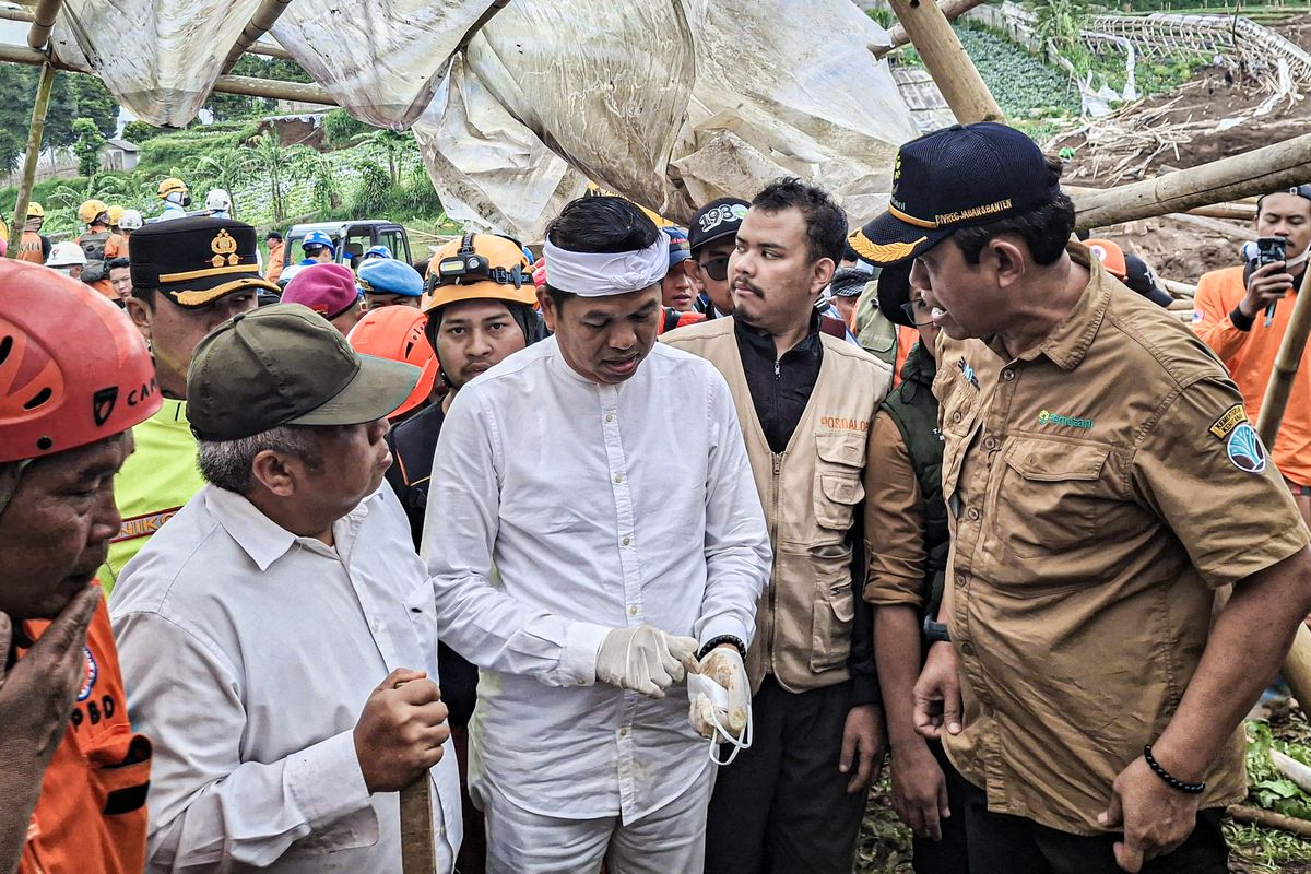 Dikritik Ikut Angkat Korban Longsor Cisarua, Dedi Mulyadi Beri Penjelasan